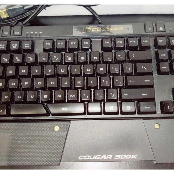 Cougar 500K Backlit 1000 Polling Rate Gaming Keyboard, with Mouse USB Pass thru - Picture 9 of 16